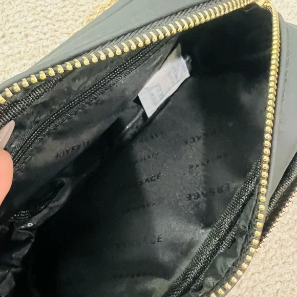 Versace Black and Gold Women's Bag - Picture 6 of 6